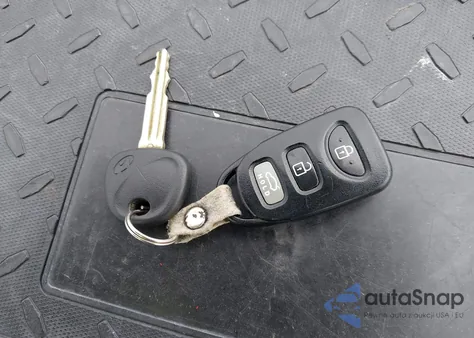 2013 Hyundai Elantra Gls from USA, damaged, VIN 5NPDH4AE9DH300589